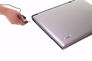 Cum să dezasamblați laptopul Acer TravelMate 2480 este descris în acest articol