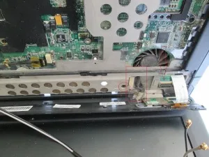 Как да разглобявате лаптоп Acer TravelMate 6292 - обсъдени подробно