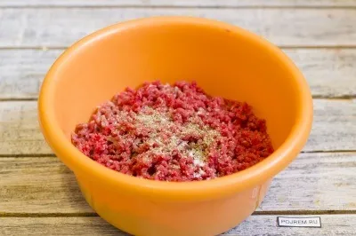 Котлети з яловичого фаршу - покроковий рецепт з фото як приготувати
