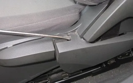 Cum de a elimina scaunul din față pe Chevrolet Cruze (decis) - 1 răspuns