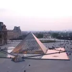 Louvre képek (68 gyönyörű fényképek a párizsi Louvre-ban)