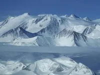 Masivul Vinson în Antarctica