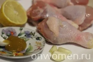 Курка в медово-лимонному соусі в духовці рецепт з фото (медово-лимонному) Курка в медово-лимонному соусі в духовці рецепт з фото