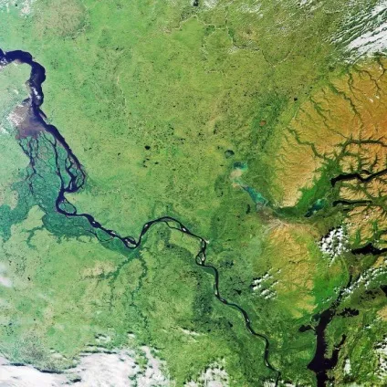Куди впадає річка Єнісей в яке море впадає річка Єнісей (впадає) Куди впадає річка Єнісей в яке море впадає річка Єнісей