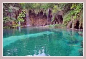 Lacurile Plitvice turistice cum pentru a obține informații, locuințe