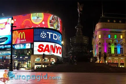 Piccadilly Circus din Londra