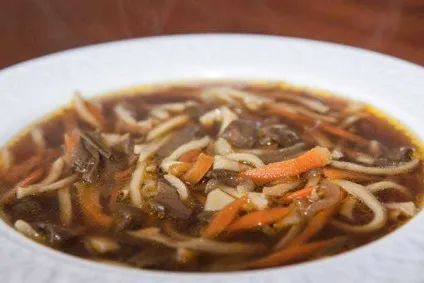 Локшина грибна - рецепт сучасної домашньої кухні з фото (страви з курки) Локшина грибна - рецепт сучасної домашньої кухні з фото