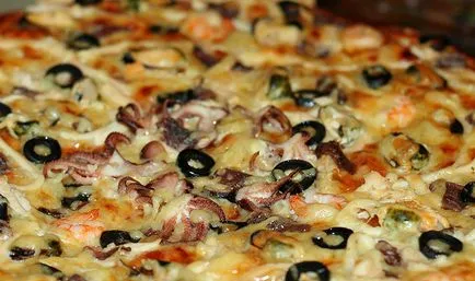 Egyenes Olaszország kész kijavítani és ízletes pizza