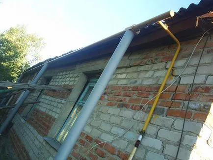 Repararea casa perete vrac acoperit cu cărămidă