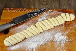 Ледачі вареники з сиру, рецепт з фото покроково як в садку (вареники) Ледачі вареники з сиру, рецепт з фото покроково як в садку