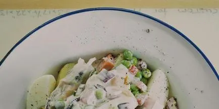 A kagyló saláta a legfinomabb receptek, főzési eljárás és vélemények