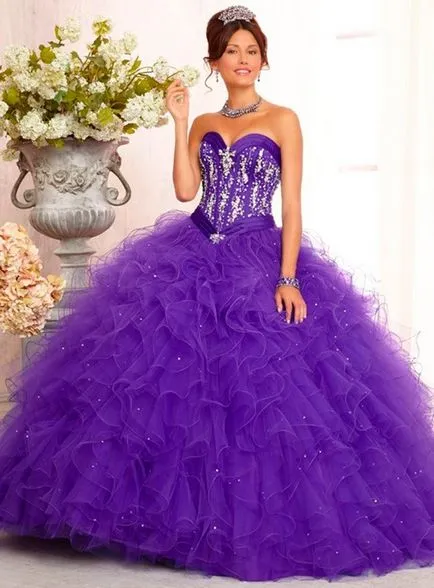 Cele mai frumoase rochii de mireasa violet
