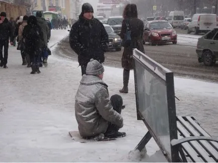 Ninsoare în Ekaterinburg, care aduce cu ea zăpadă, EKB-grad