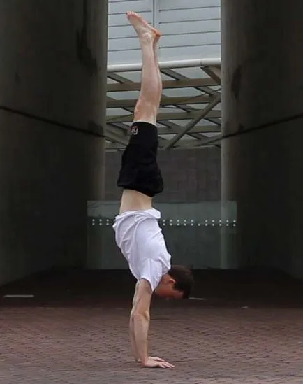 Handstand