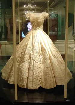 Сватбена рокля Жаклин Kennedi
