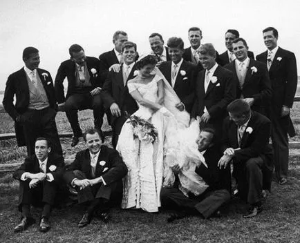 Сватбена рокля Жаклин Kennedi