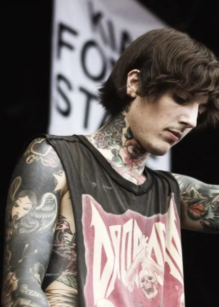 Oliver Sykes Tatuaje fotografie valoare tatuaj