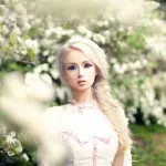 Valeria Lukyanova - fotók előtt és után plasztikai sebészet