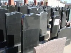 Kiválasztása egy emlékmű a temetőben a főbb pontokat, és gyakran feltett kérdések, elővárosi harangjáték