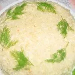 Delicious салата с раци пръчки и краставици 