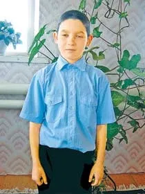 Хлопчик-лазер з Башкирії лікує людей поглядом, уральська бібліотека (Башкирії) Хлопчик-лазер з Башкирії лікує людей поглядом, уральська бібліотека