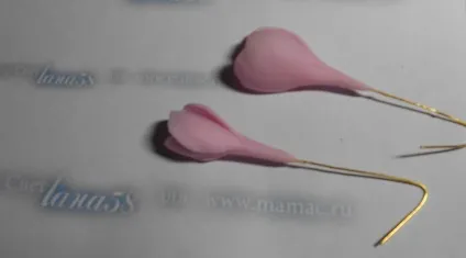 Мамина сторінка - інтереси, творчість, хобі - гілочка фрезії з холодного фарфору (гілочка) Мамина сторінка - інтереси, творчість, хобі - гілочка фрезії з холодного фарфору