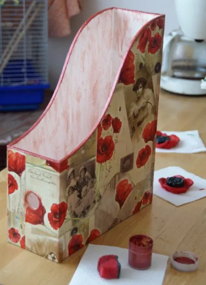 Маковий цвіт (колір) маковий цвіт