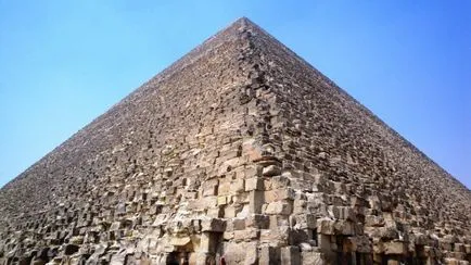 De ce să construiască piramide