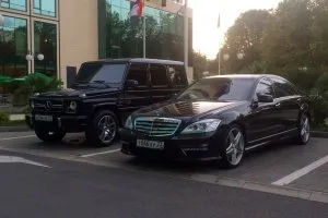 Vehicul cu un șofer în Adler