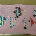 Масажний килимок з пробок від пластикових пляшок