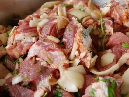 маринуємо шашлики