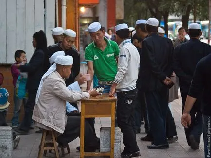 Ce fac oamenii în orașul Xining