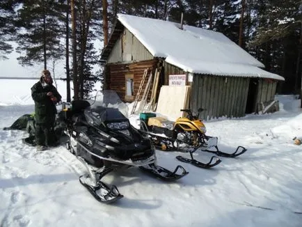 Snowmobile Dingo Irbis (Dingo zăpadă leopard) T125 sau „câine în nord“, excursii de pescuit, taxa de pescuit,