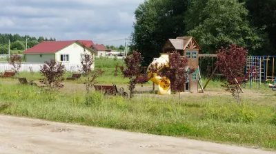 Az üdülőfalu „sütő-shop” minden amire szüksége van - nyaraló falu a külvárosokban