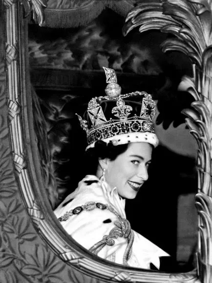 Ziua în istoria încoronării Elizabeth II, Anglomania