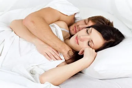 Amennyiben a férj és feleség aludni a takaró alatt, vagy lehet, hogy minden az övé