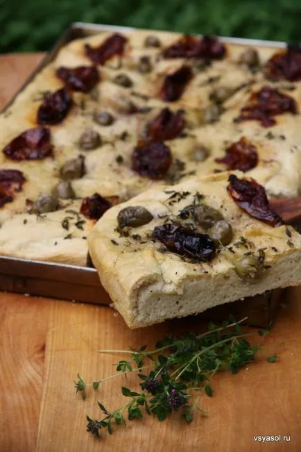 focaccia de casă cu roșii uscate și măsline - întregul punct - Culinară blog Olga Baklanova