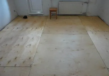 Placaj pentru pozarea linoleum pe podea din lemn și beton, unele din grosimea necesară, alinierea decât