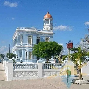 City of Cienfuegos în Cuba vă va încânta cu atracțiile și plajele sale