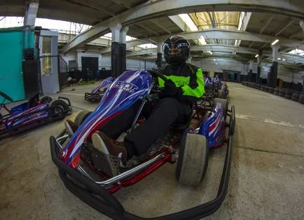 Cum să călărească regulile karturi de karting