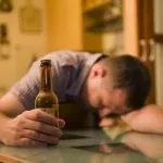 Як лікувати галюцинації після запою, стоп алкоголізм (слухові) Як лікувати галюцинації після запою, стоп алкоголізм