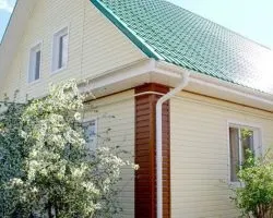 Як кріпити сайдинг