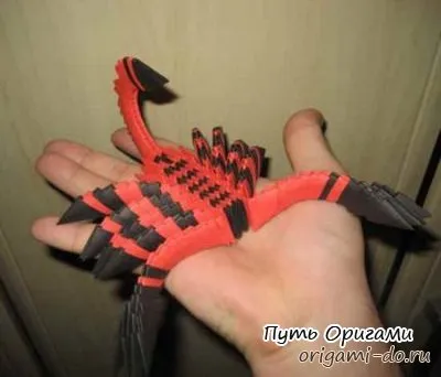 Модульне орігамі - скорпіон - шлях орігамі (скорпіона) Модульне орігамі - скорпіон - шлях орігамі