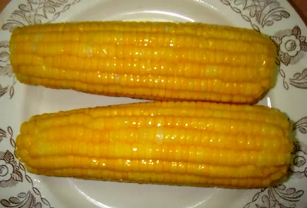 Hogyan kell tárolni a kukorica friss és főtt vagy fagyasztott téli