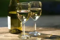 Червено, бяло и сухо вино повишава или понижава кръвното налягане