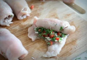 Пилешки рула с бекон - рецепти фото-стъпка за готвене