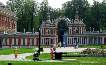 Музей-заповідник «Царицино», Київ (де знаходиться) Музей-заповідник «Царицино», Київ