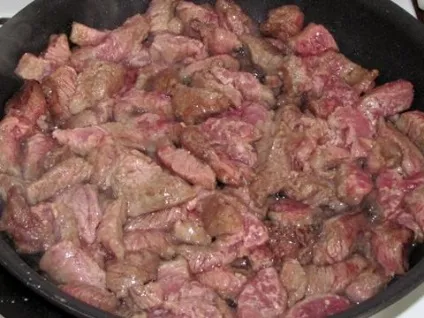 М'ясо з підливою