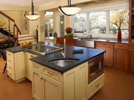 Bucătărie cu chiuveta de colț - fotografii design interior