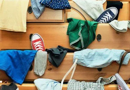 konmari метод на процедура в килера и живите